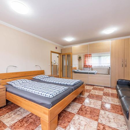 Apartmán blizko centra Prahy Praga Exterior foto
